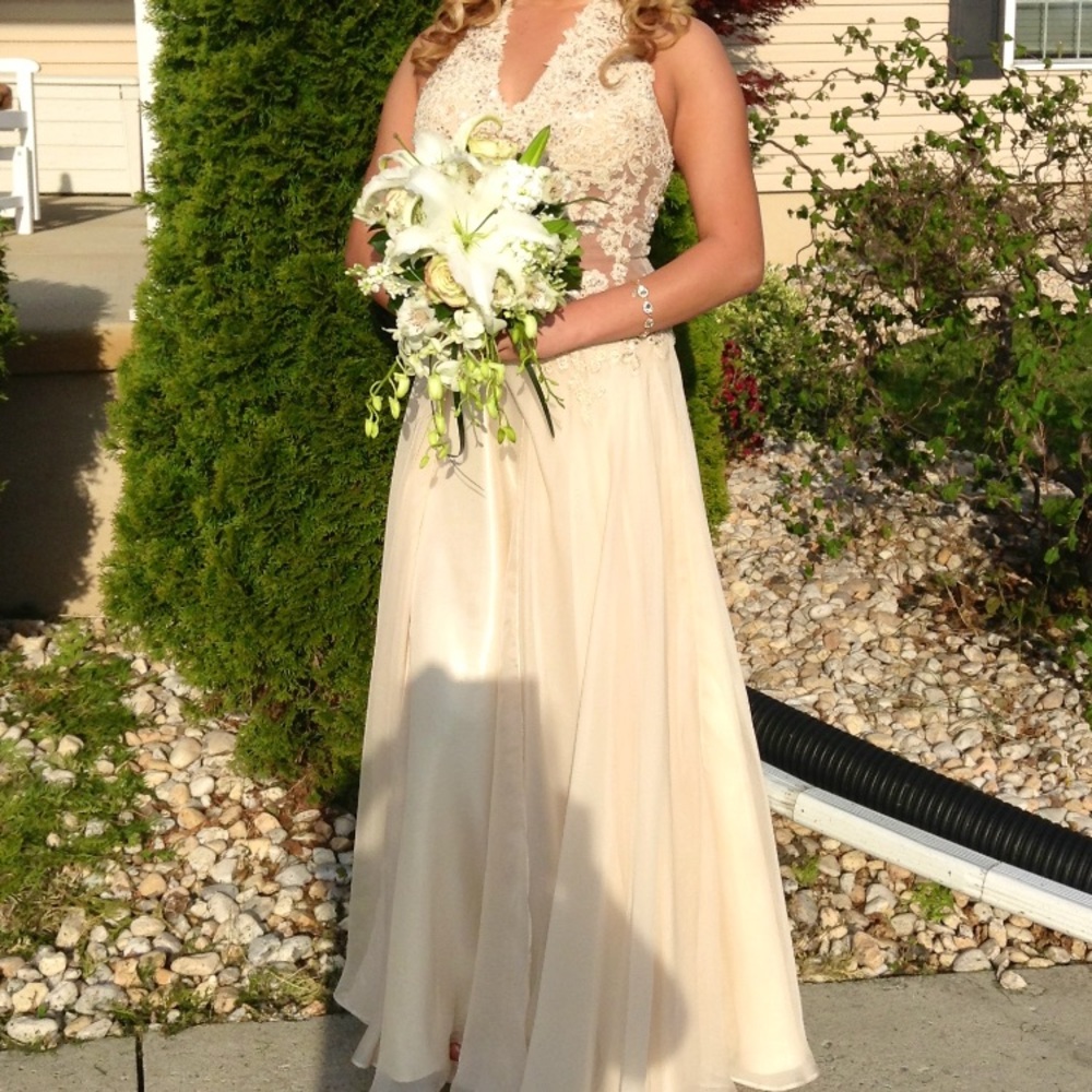 TONY BOWLS Couture Dress - Picture 2 of 7